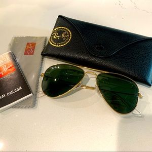 Authentic Ray Ban Aviator Sunglasses NEW